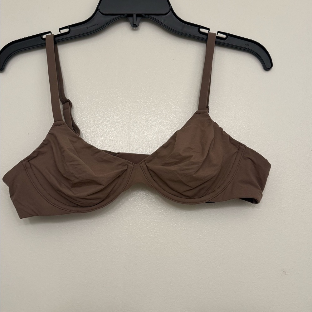 SKIMS Chocolate Underwire Bra